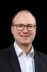 Das Bild zeigt Thomas Molitor der Firma isotec